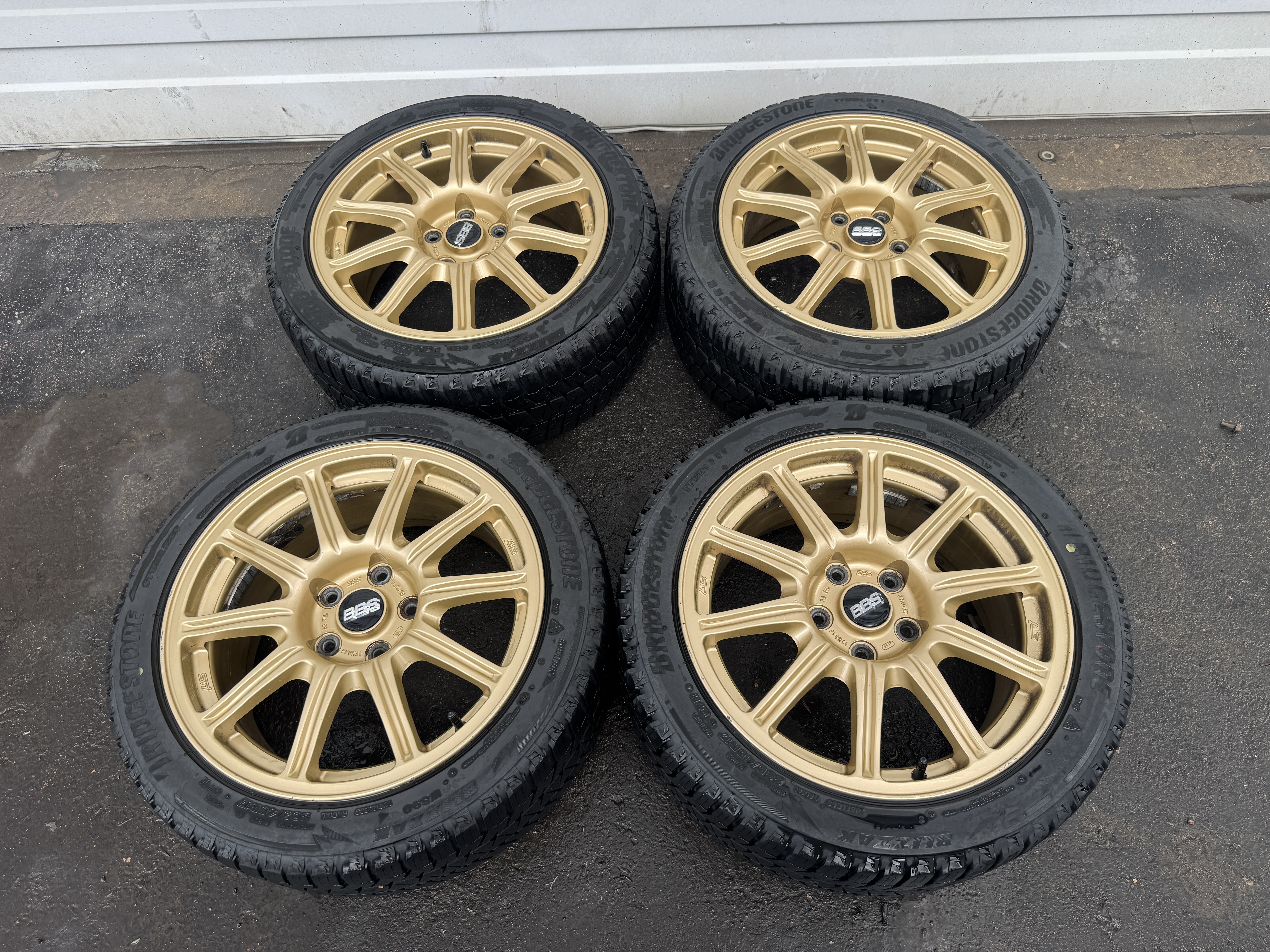$1500: 05-07 STi BBS w/Blizzak Tires, 235/45/17, 9/32nds